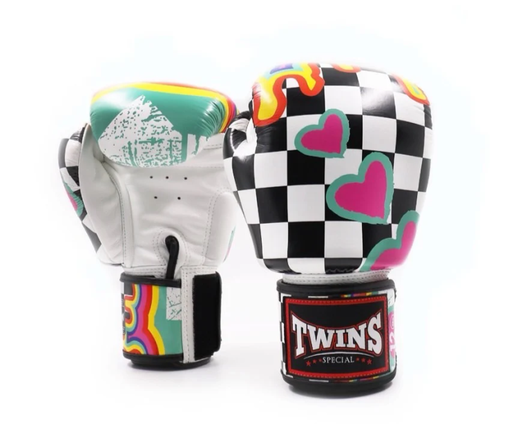 TwinsSpecialFancyBoxingGlovesFBGVL3-655WhiteChess_2.jpg