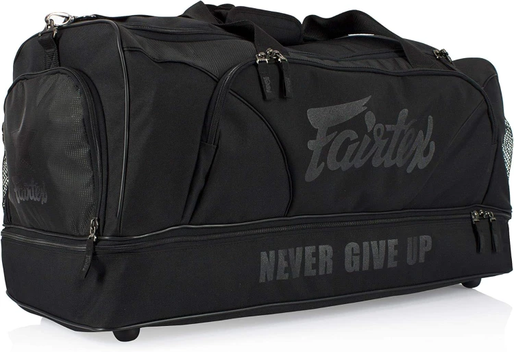 Fairtex BAG2 Gym bag Black 4.jpg